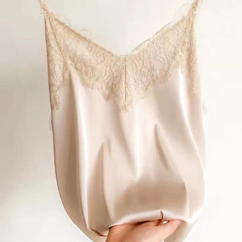 Sexy dentelle Camisole femmes soie col en v hauts été nouveau sans manches décontracté débardeurs fe