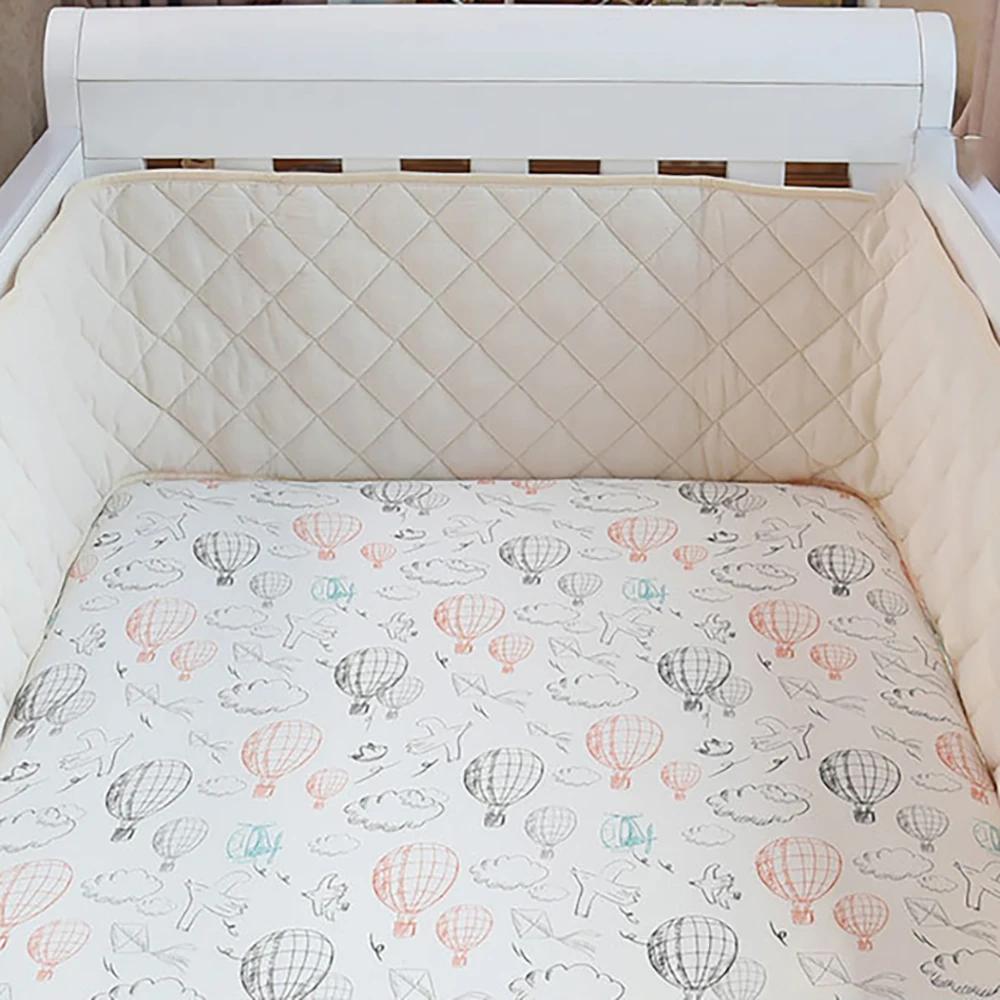 Pare-chocs berceau crêpe Plaid beige coton doux - Protection barres lit bébé pour un sommeil sécurisé