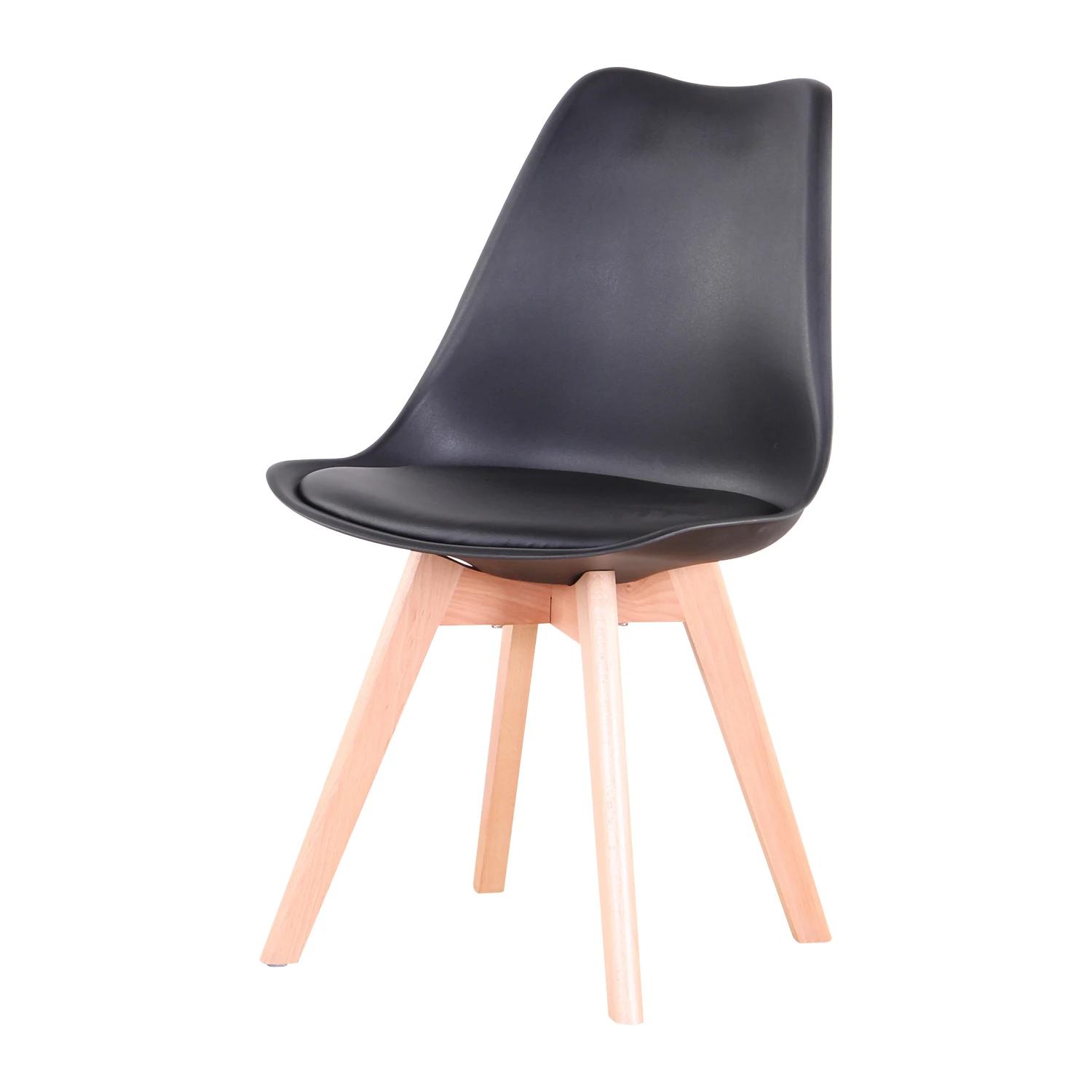 Un ensemble de 6 chaises de salle à manger médiévales nordiques, siège rembourré en PU, pieds en boi
