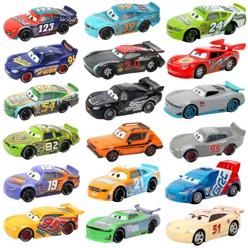 Disney Pixar voitures jouets course foudre McQueen Jackson tempête le roi Mater 1:55 moulé sous pres