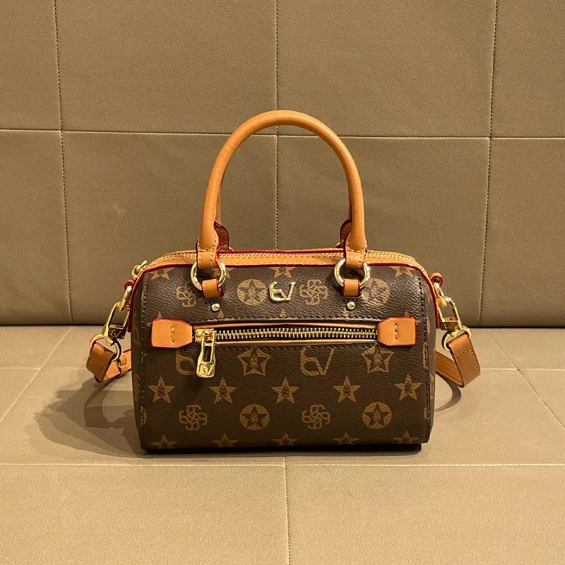 Sac à langer élégant en cuir, design classique, sac bandoulière décontracté pour femme, grande capac