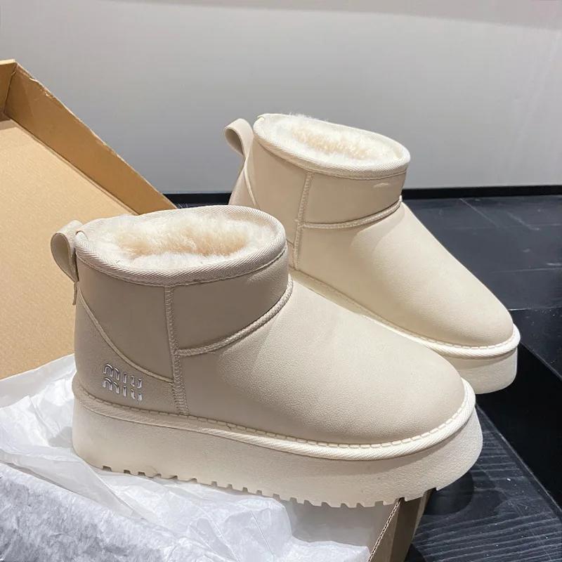 Bottes de neige à semelles épaisses pour femmes, chaussures d'hiver imperméables à Tube court en cot