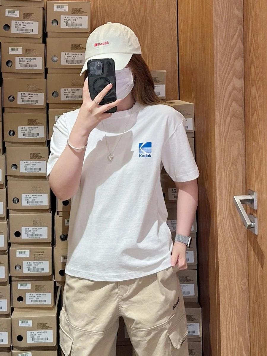 T-shirt unisexe en coton à rayures bleues avec logo K imprimé au dos, style vintage rétro, manches c