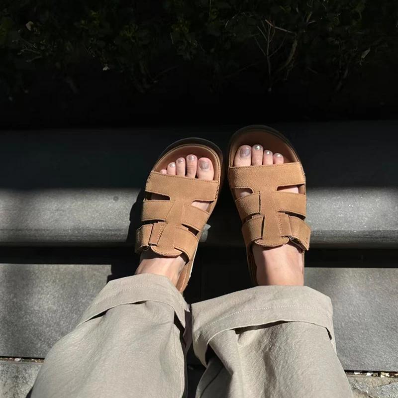 Sandales compensées décontractées en cuir de vachette givré à semelle épaisse pour femme – Idéales p