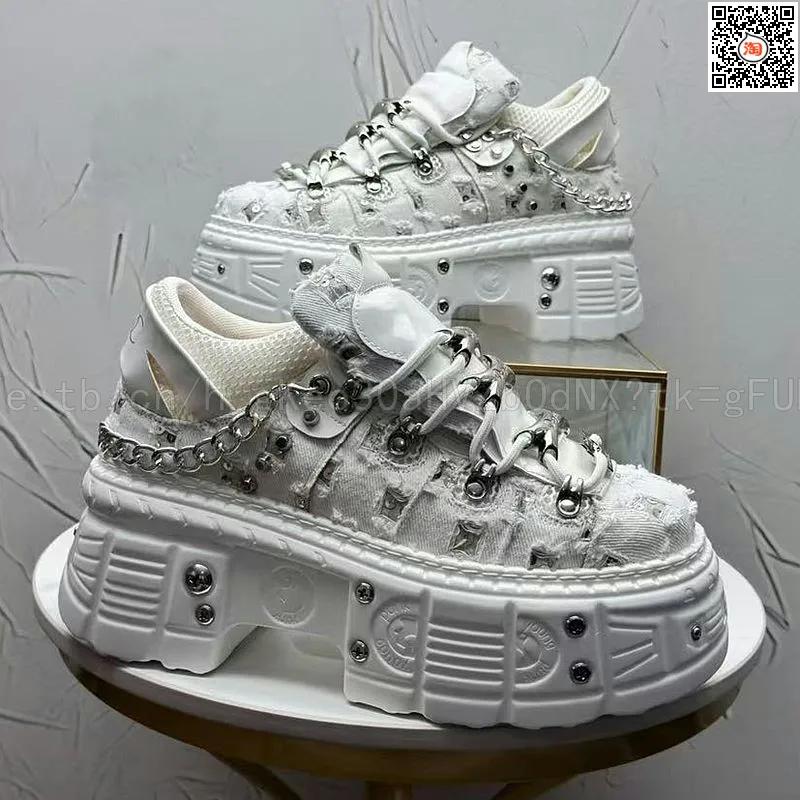 2025 été nouveaux hommes style punk plate-forme rehaussant niche personnalité frit rue mode papa cha