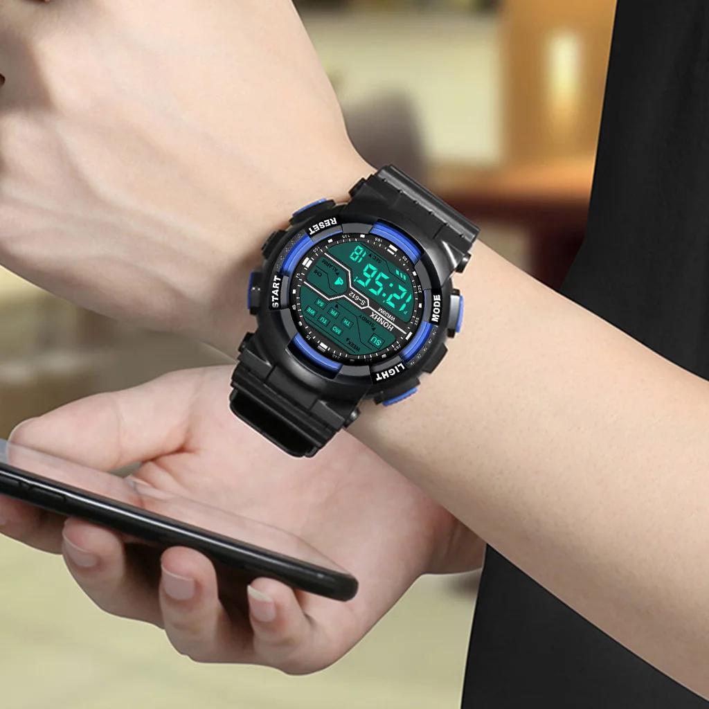 Sport de plein air hommes montre multifonction grand écran LED électronique étanche lumineux militai