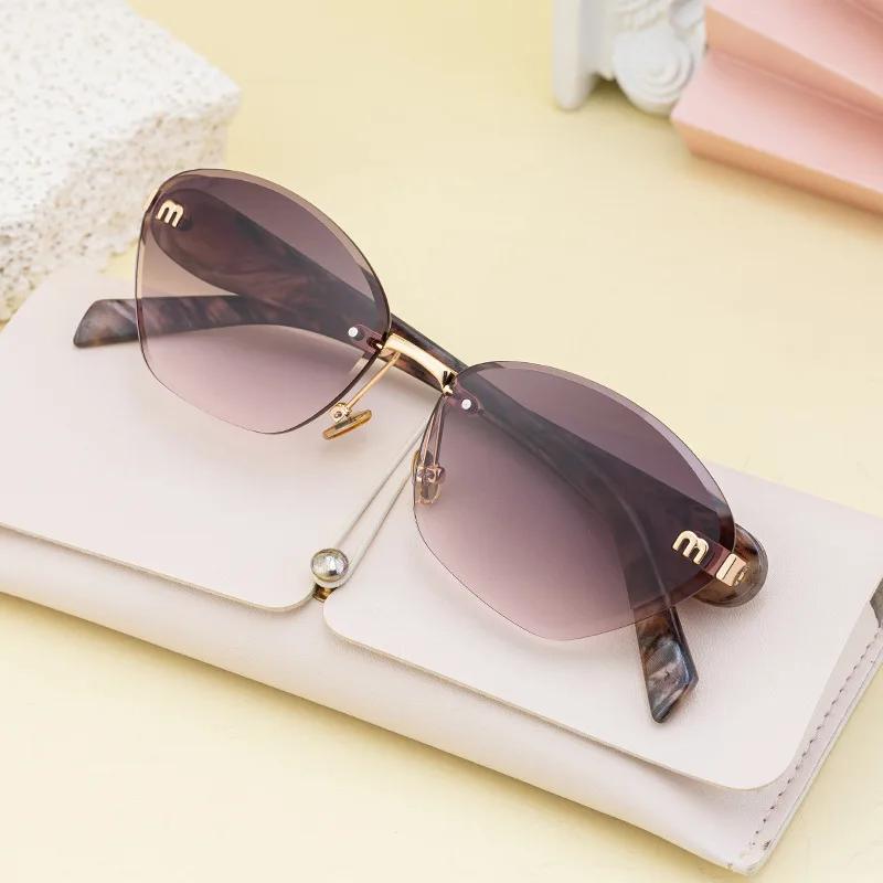 2025 nouvelles lunettes De soleil œil De chat femmes hommes mode sans monture polygone lunettes De s