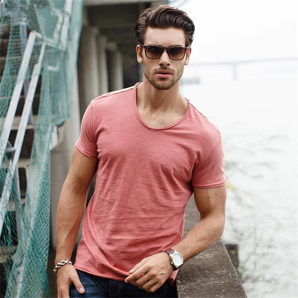 Qualité de la marque100% coton t shirt homme de marque Col en V mode homme Coupe ajustée Soild T-shi
