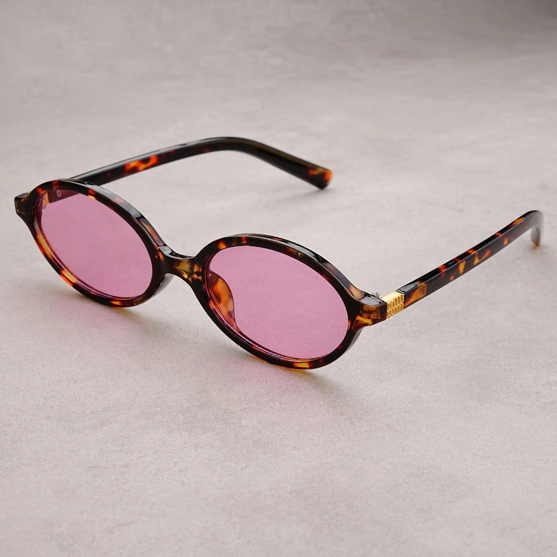 Nouvelles lunettes de soleil ovales pour femmes marque de mode noir petit cadre lunettes de soleil f