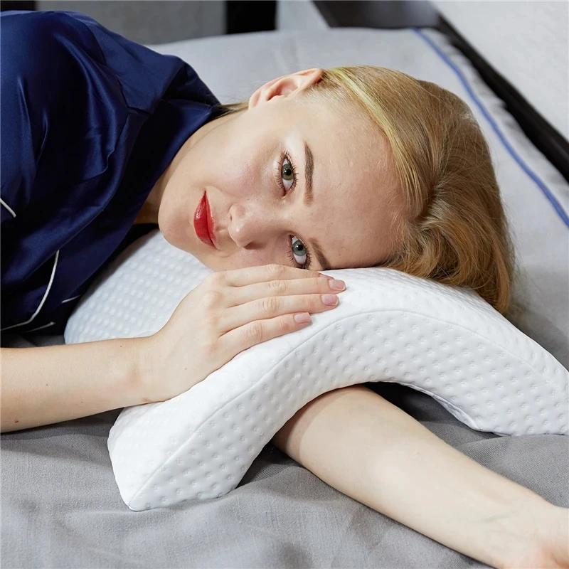 Oreiller orthopédique incurvé en forme de U pour le sommeil, oreiller pour les mains en mousse, prod