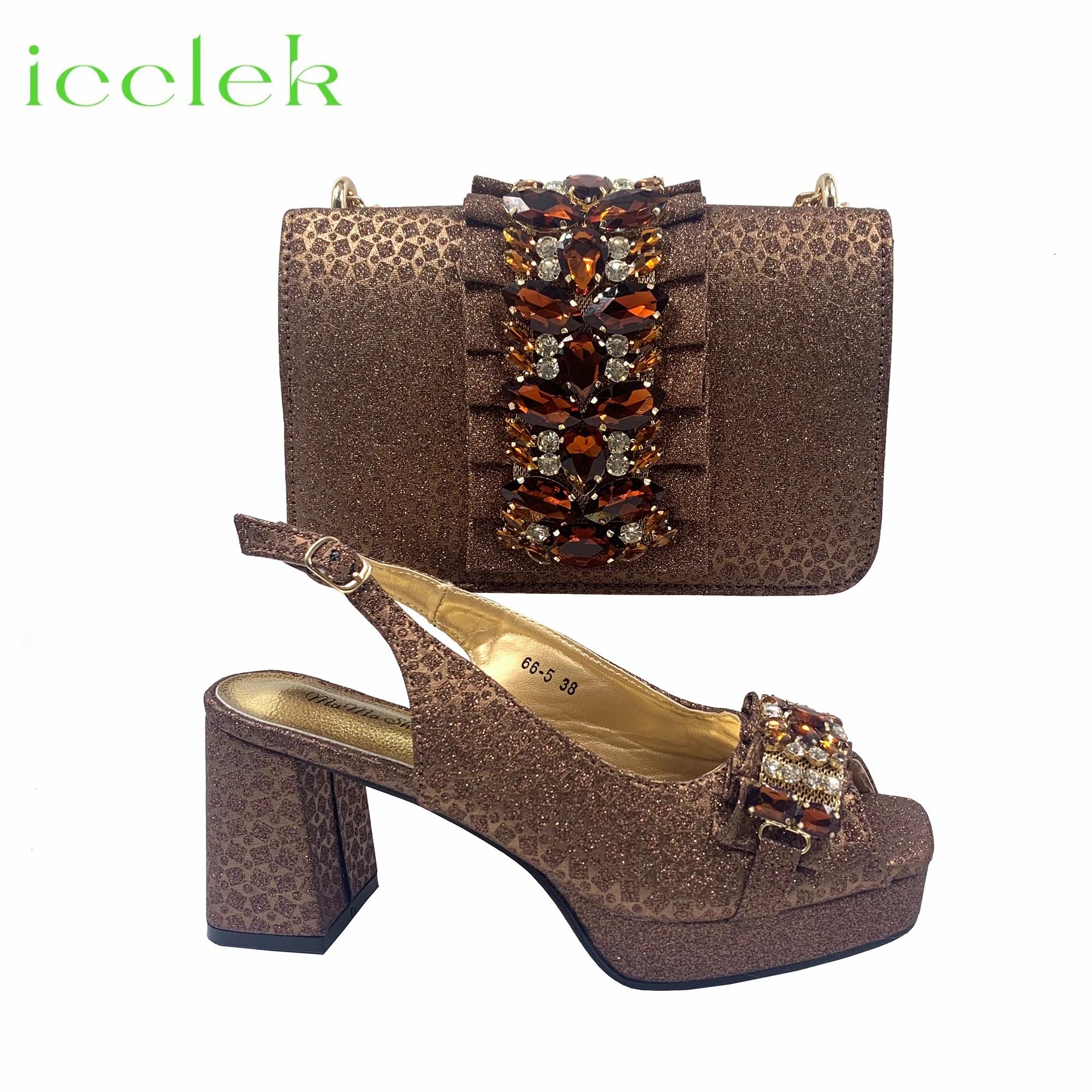 Ensemble de chaussures et de sacs assortis pour femmes, tissus synthétiques spéciaux au Design itali