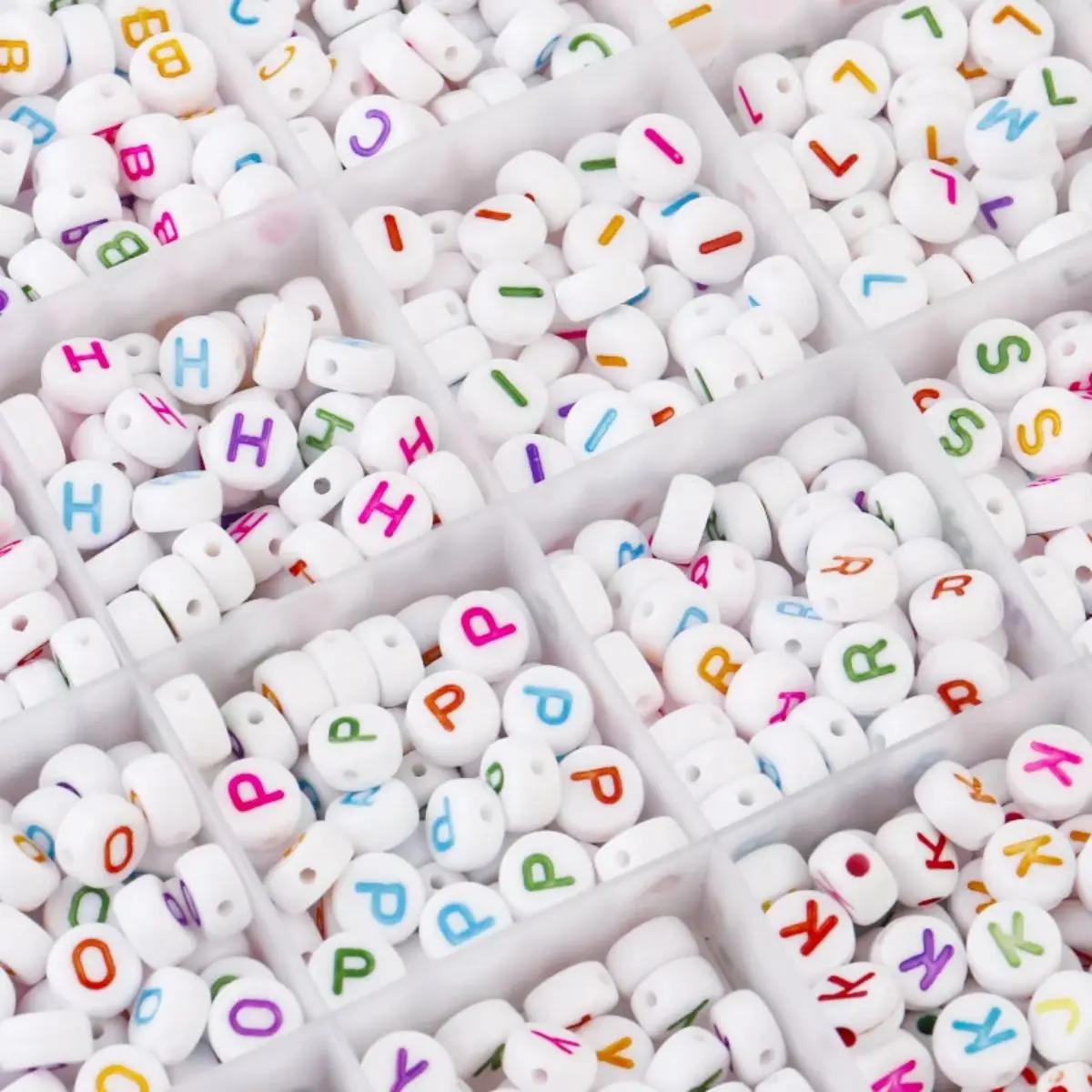 1200 pièces de perles rondes avec lettres pour la fabrication de bijoux, avec ligne de cristal, Kits