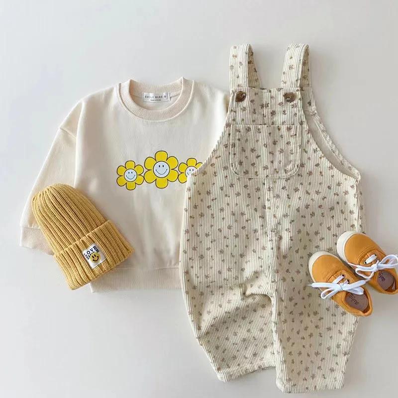 Salopette décontractée en coton pour bébé - Motif floral et pantalon denim, collection automne