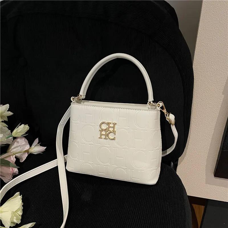 Nouveau Sac Seau Tendance 2026 pour Femme, Grand Sac à Main Polyvalent avec Compartiments, Sac Bando