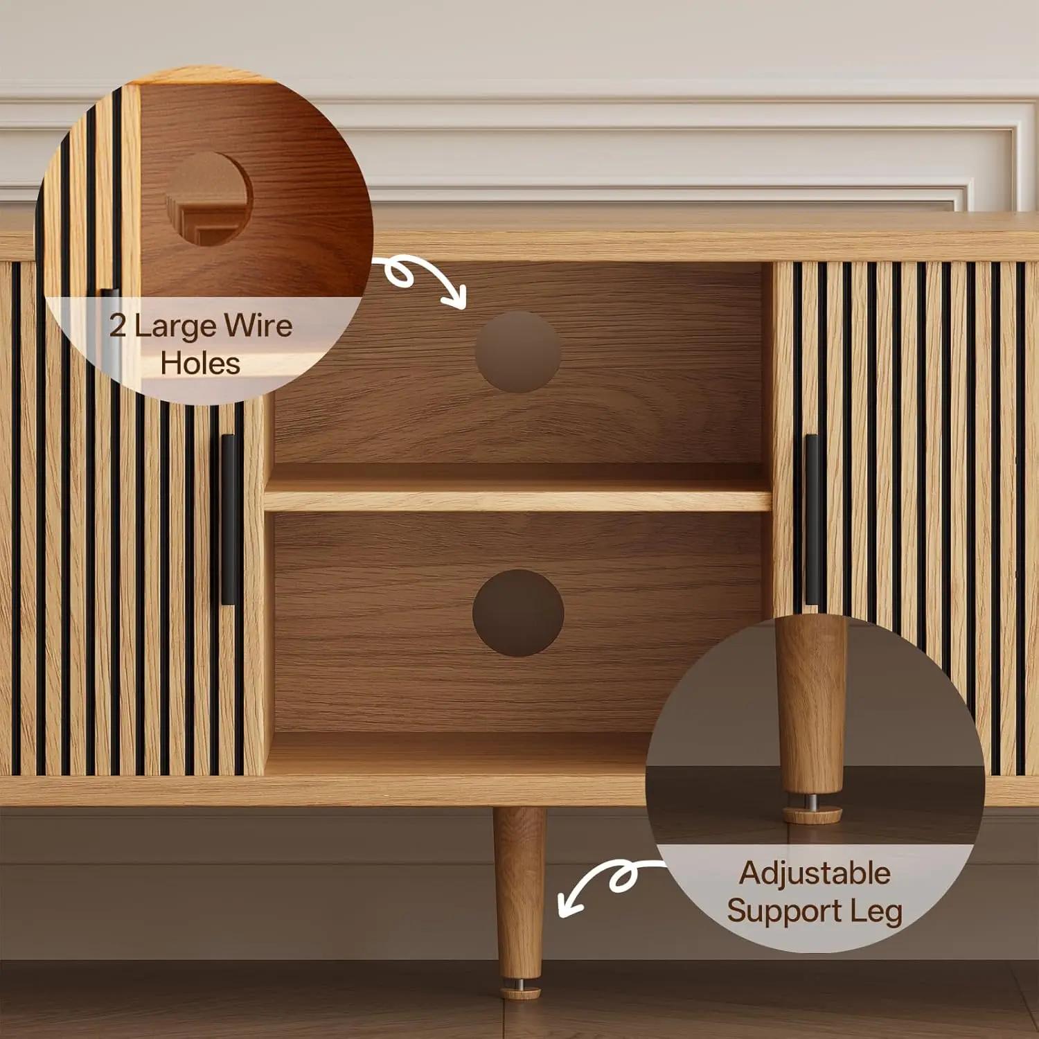 Meuble TV cannelé de 62 pouces de style Mid-Century avec porte coulissante, étagère réglable, consol