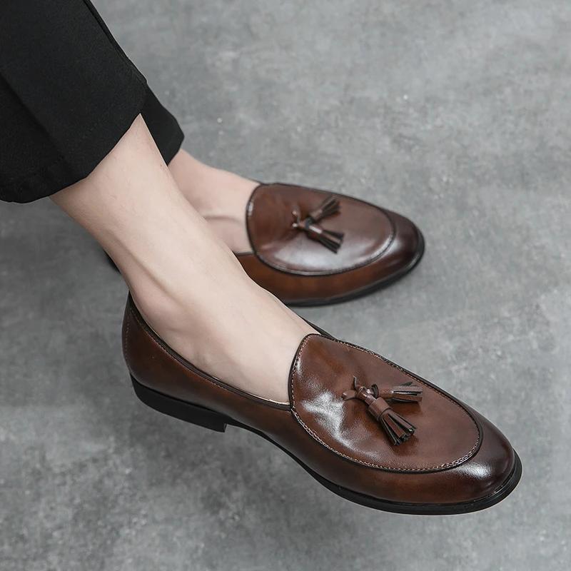 Chaussures formelles pour hommes Mocassins à pompons