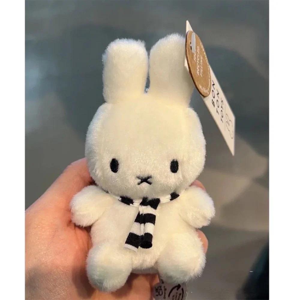 Kawaii Miffy noir et blanc rayé écharpe suspendue poupée mignonne Mini Figure poupée pendentif cadea