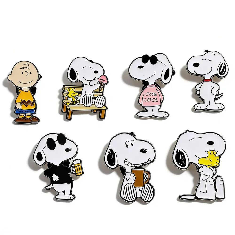Lot de 7 épingles en émail Snoopy, broches de dessin animé Charlie Brown et Woodstock, épingles de r