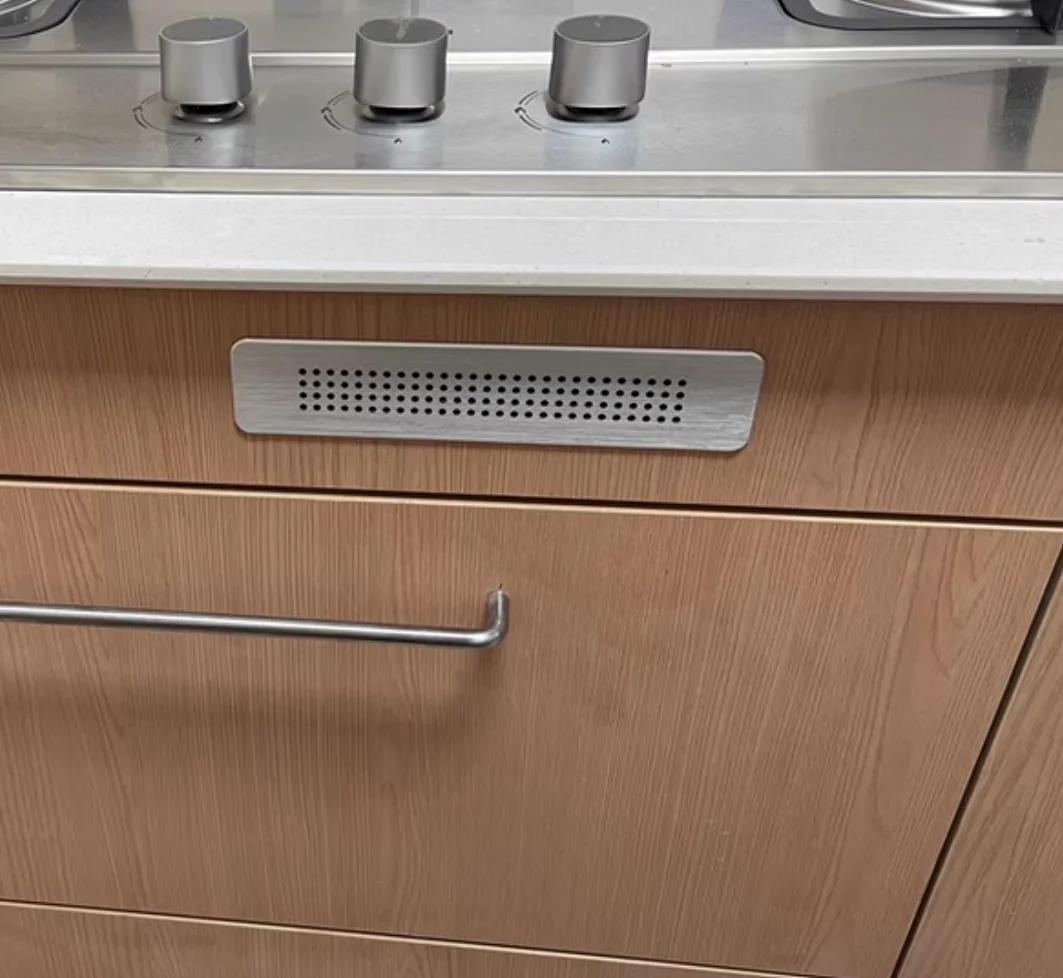 Grille d'aération rectangulaire en aluminium pour meubles, couvercle de ventilation avec petits trou