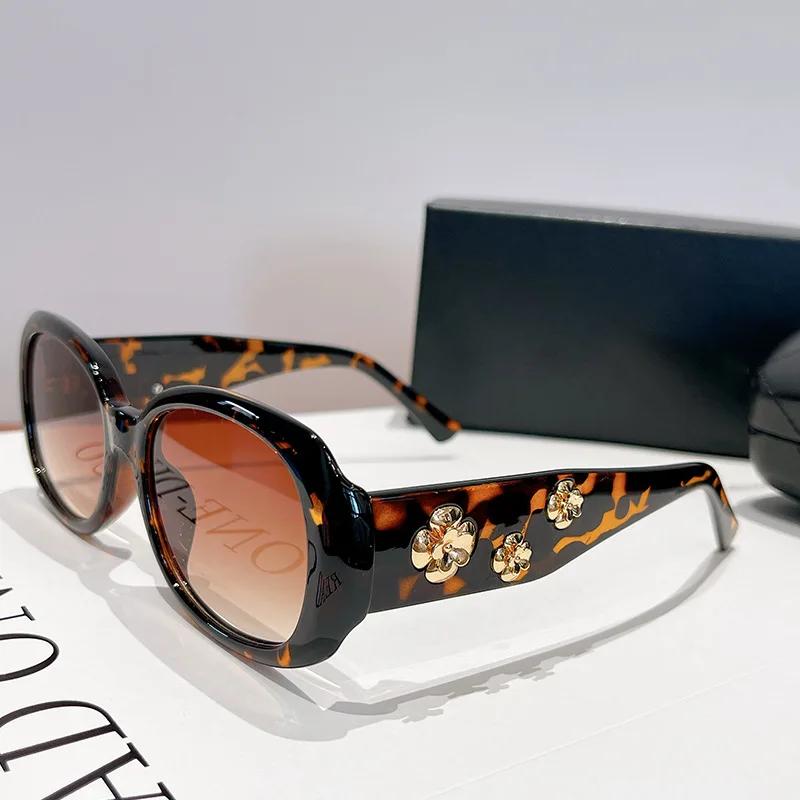 Nouvelles Lunettes de Soleil Ovales Vintage Camélia pour Femme UV400, Élégantes, Petites, Amincissan