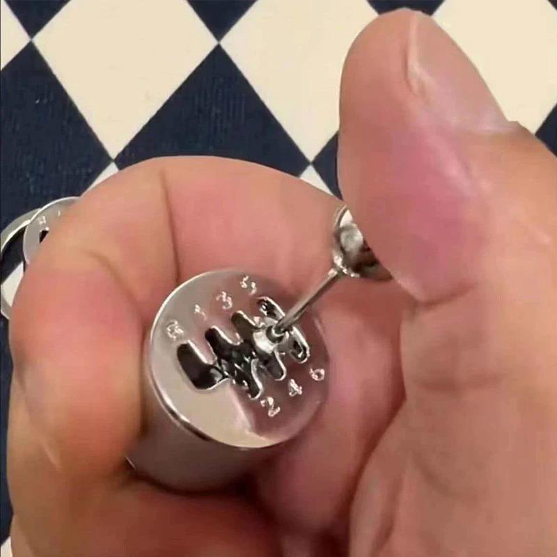 Porte-clés en métal créatif, levier de vitesses de voiture, boîte de vitesses manuelle à six vitesse