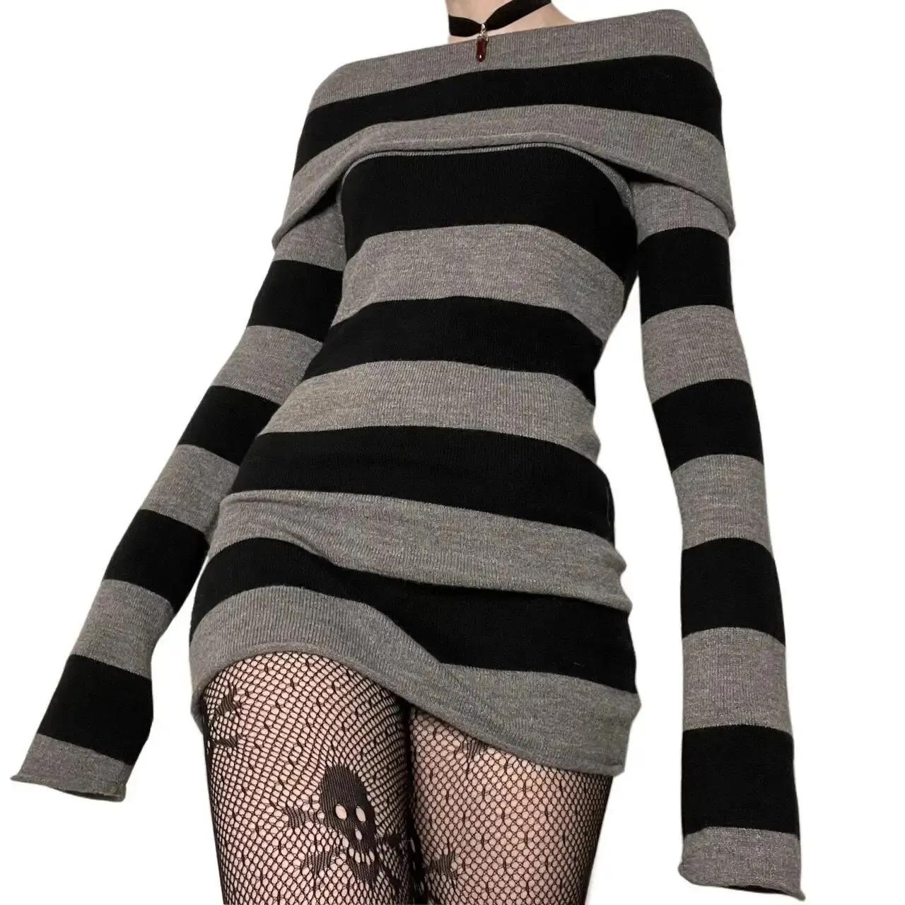 Mini robe moulante rayée pour femmes, col bateau, épaules dénudées, manches longues, courte, envelop