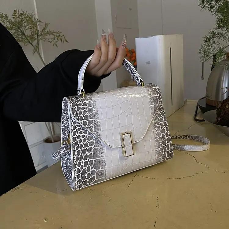 Sac messager en cuir d'inspiration vintage pour femme, sac à bandoulière de luxe de créateur, grande