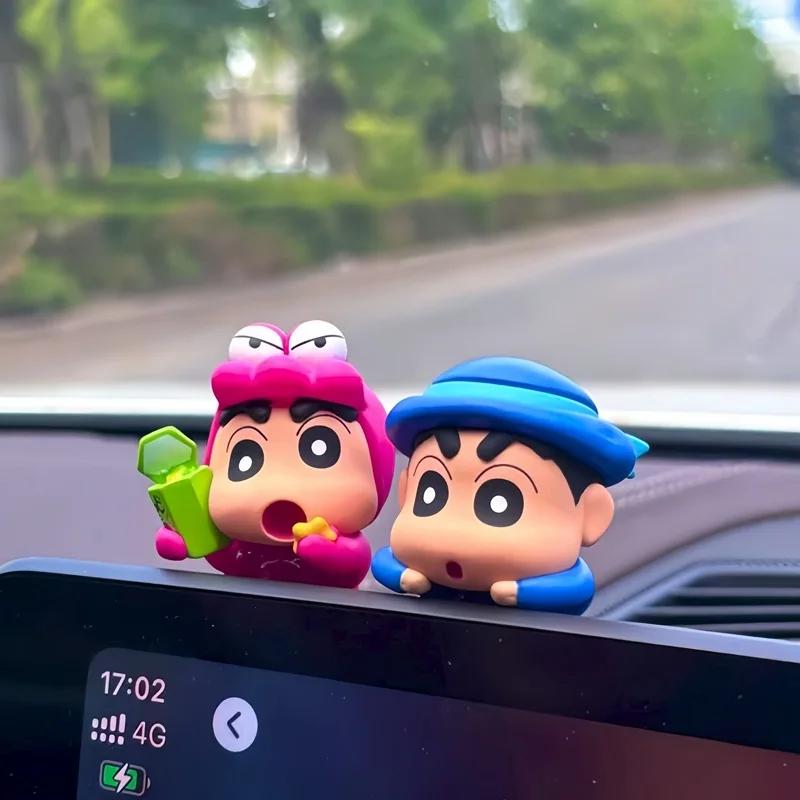 Kucikuji Original Crayon Shin Chan boîtes aveugles jouets figurines Kawaii modèle d'anime téléphone 