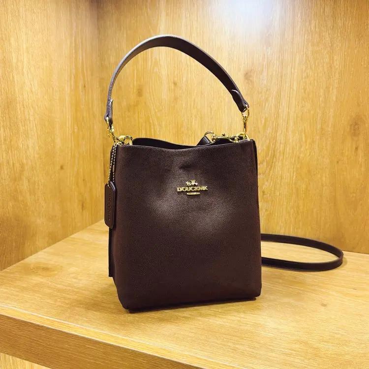 Sac à langer de luxe essentiel au quotidien, sac fourre-tout en cuir élégant et tendance pour femme,