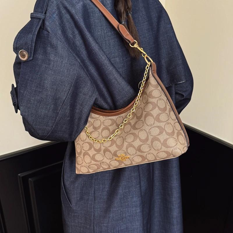 Sac à couches de luxe imperméable avec doublure spéciale qui garde les articles au sec et propres pa