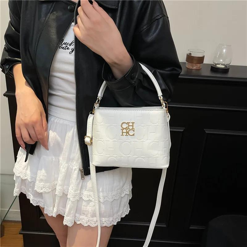 Nouveau Sac Seau Tendance 2026 pour Femme, Grand Sac à Main Polyvalent avec Compartiments, Sac Bando