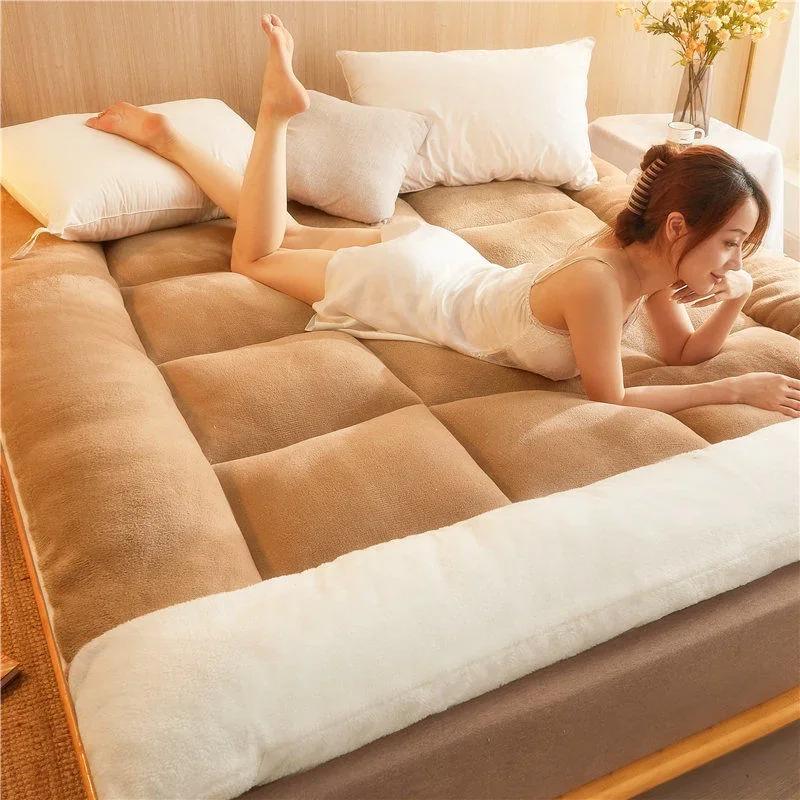 Surmatelas en peluche pour une expérience de sommeil luxueuse, coussin de lit doux au sol, couvertur