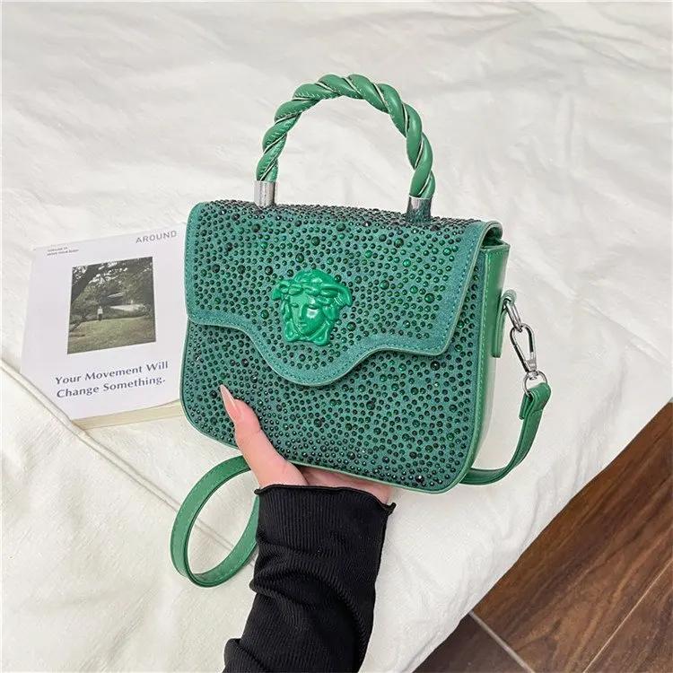 Sac bandoulière vintage en cuir pour femme – Sac à main tendance de créateur, petit sac carré à l'ép