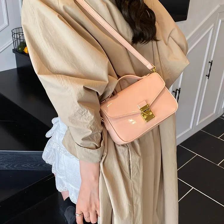 Sacs à langer de luxe pour femmes, design minimaliste haut de gamme, sac bandoulière en cuir de luxe