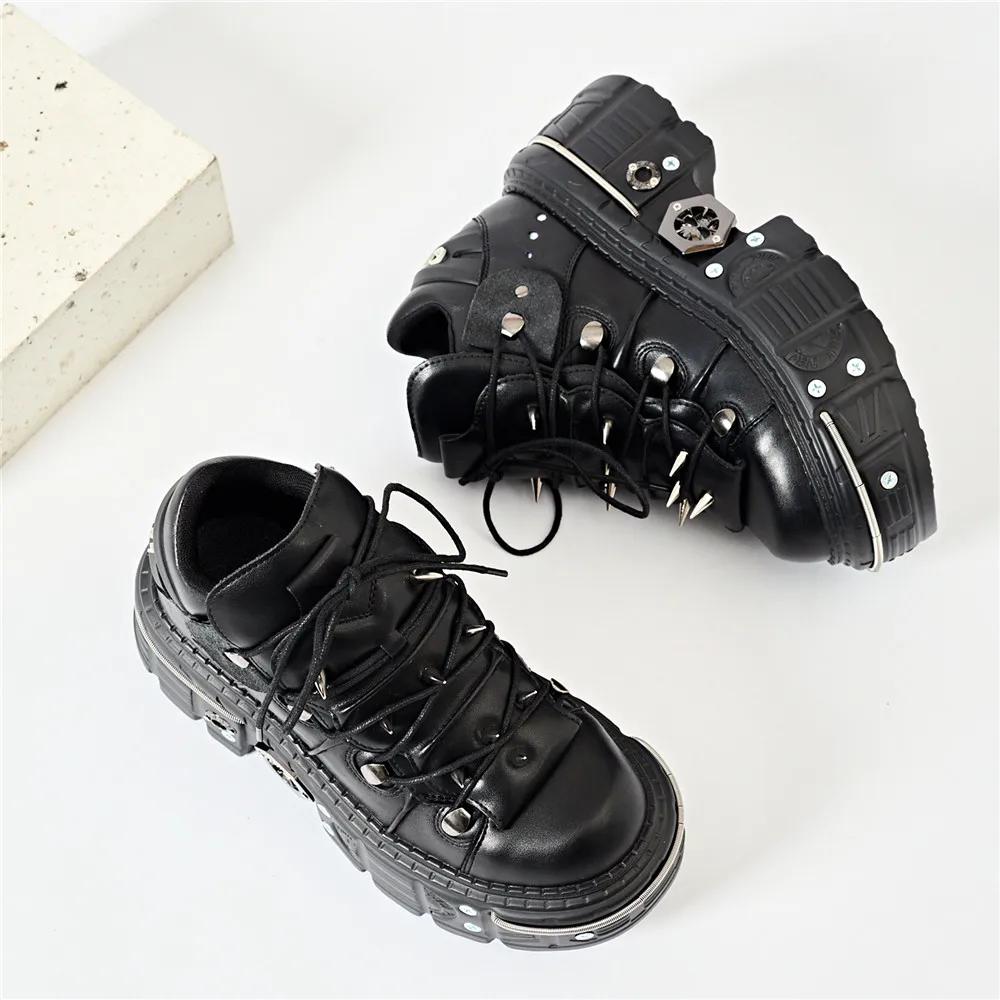 Punk femmes à lacets cheville Botas Mujer 2025 Rivet métal décoration bout rond fond épais bottes fe