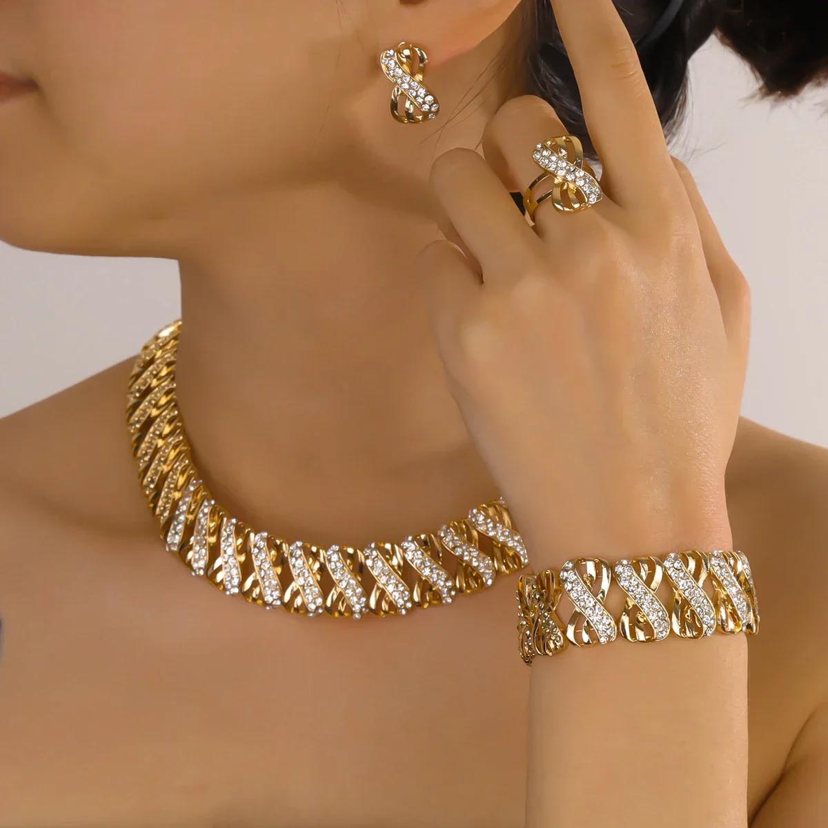 Ensemble de bijoux plaqués or 18 carats, collier ras du cou africain de dubaï, boucles d'oreilles, b
