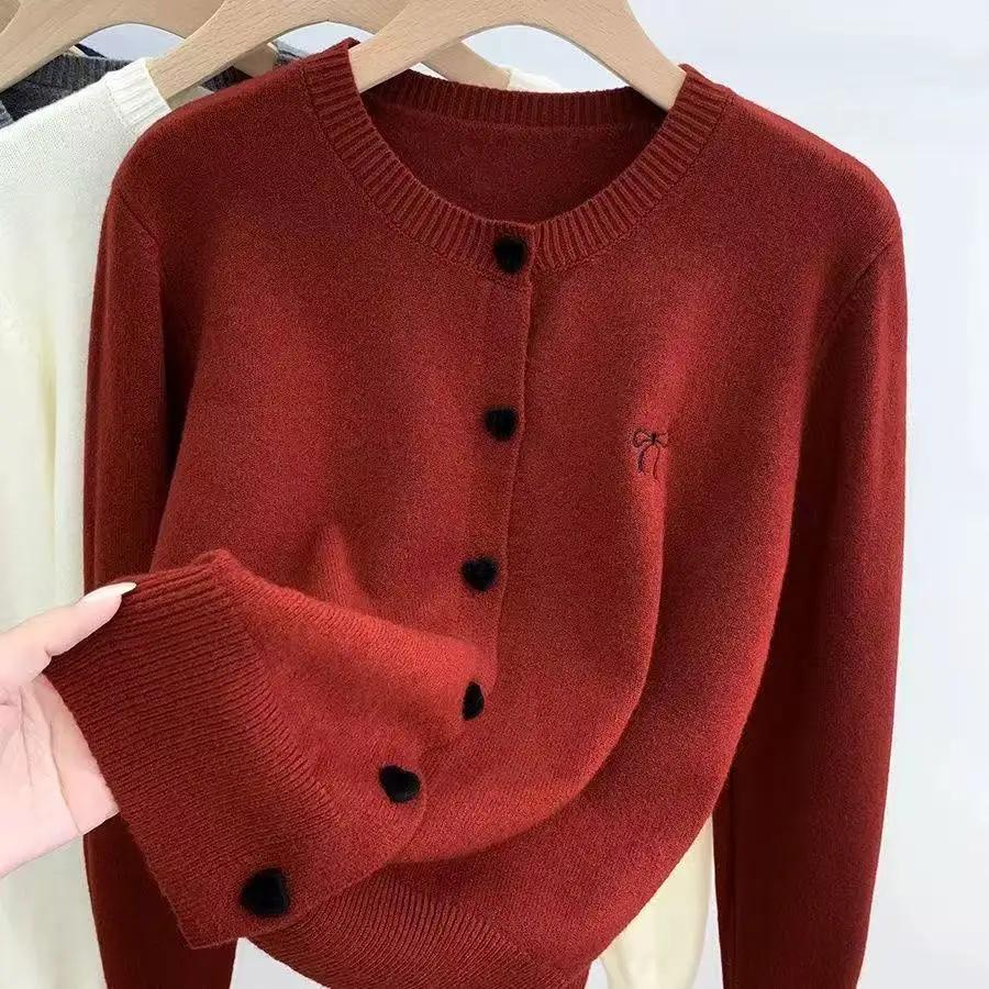 Cardigan en tricot pour femme 2026, broderie nœud, col rond, boutonnage simple, boutons en forme de 
