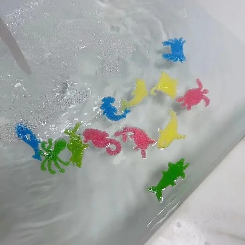 Capsule magique en caoutchouc colorée en croissance, cadeau pour bébé, licorne de noël, compagnon de