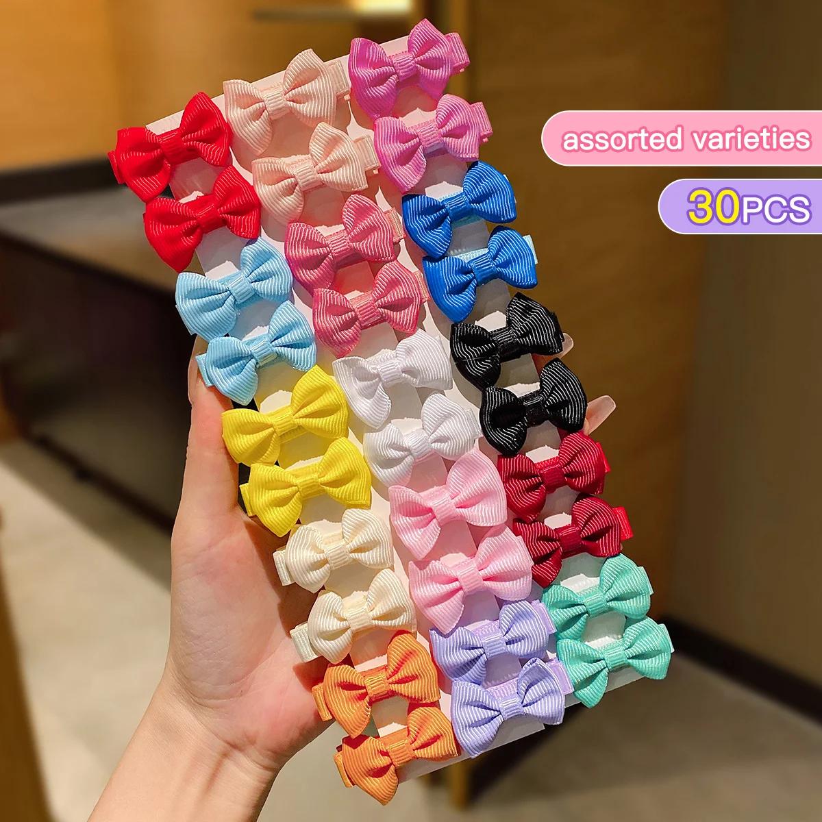 30 pinces à cheveux en tissu à nœud aléatoire coloré adaptées à un usage quotidien comme accessoires