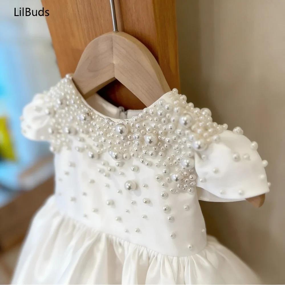 Robe en satin blanc faite à la main pour bébé fille, élégante et mignonne, pour fêtes, mariages, vêt