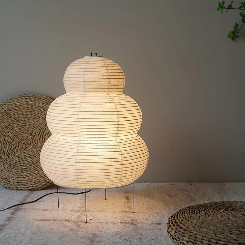 Lampe de Table Blanche en Papier de Riz au Design Japonais, Luminaire Décoratif d'Nik, Idéal pour un
