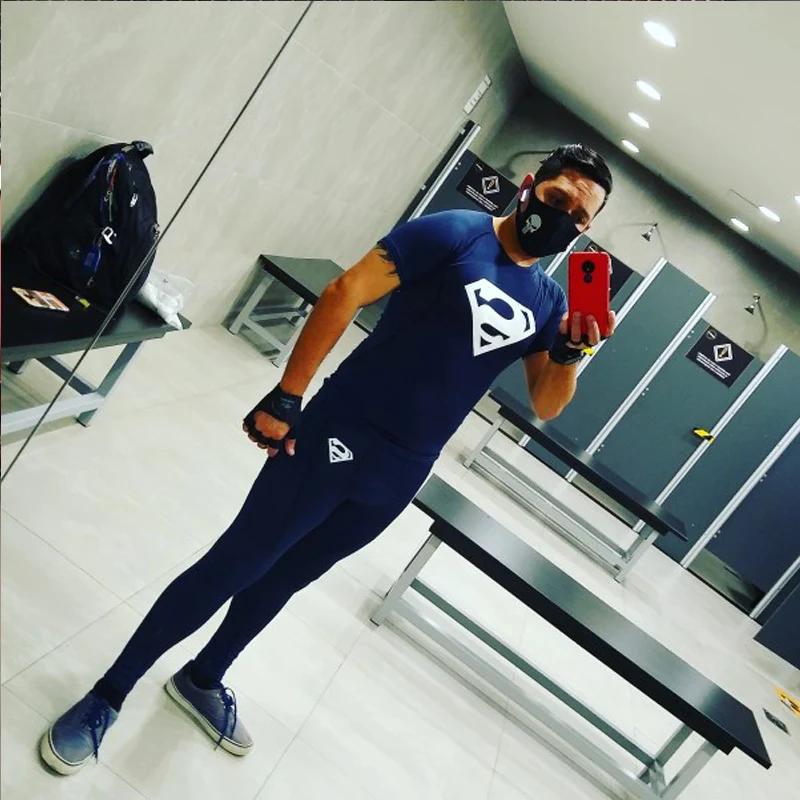 Chemise de sport à Compression pour hommes, T-Shirt à manches courtes, séchage rapide, haut de fitne