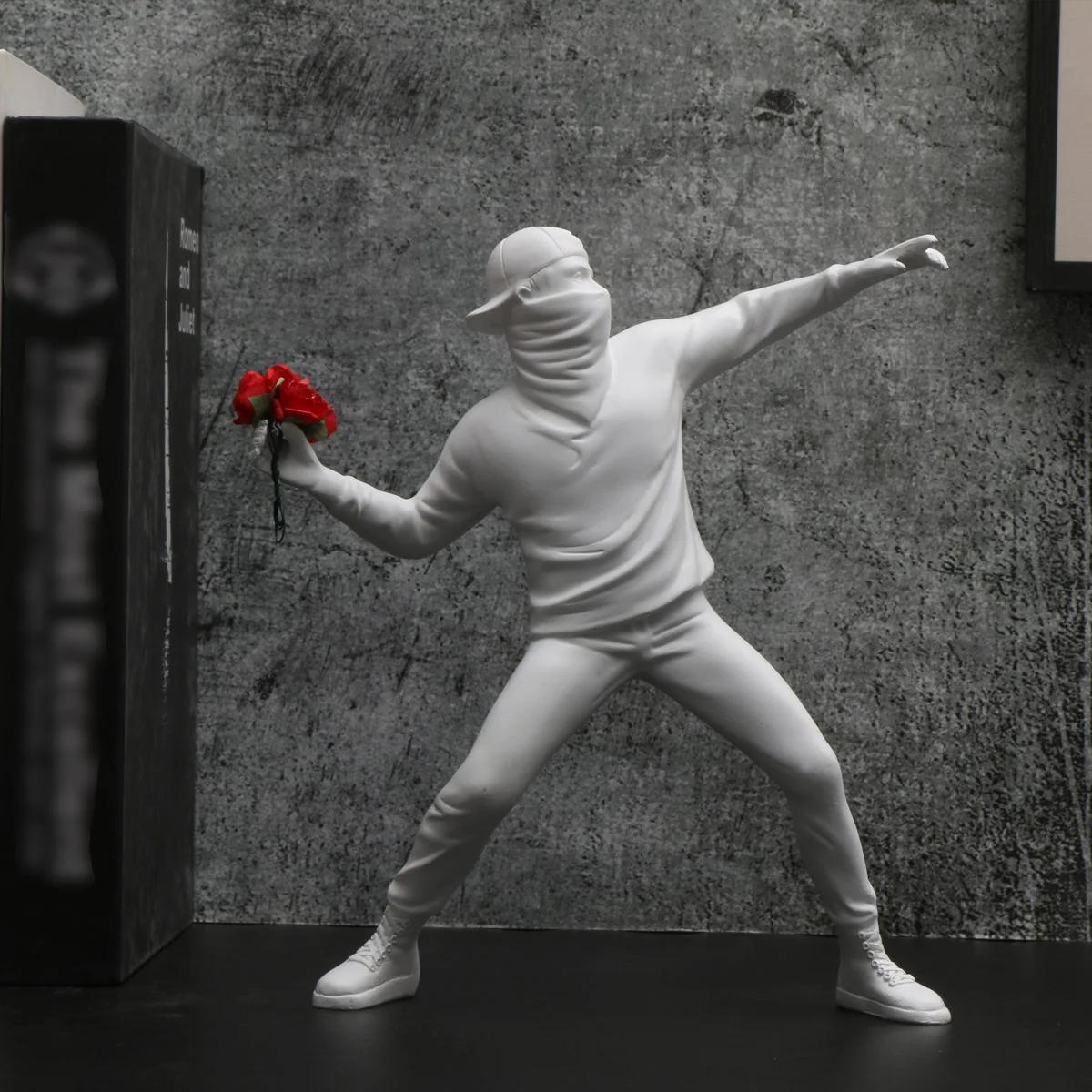 Sculptures Banksy en résine, lanceur de fleurs, Statue de bombardier, décoration de la maison, acces