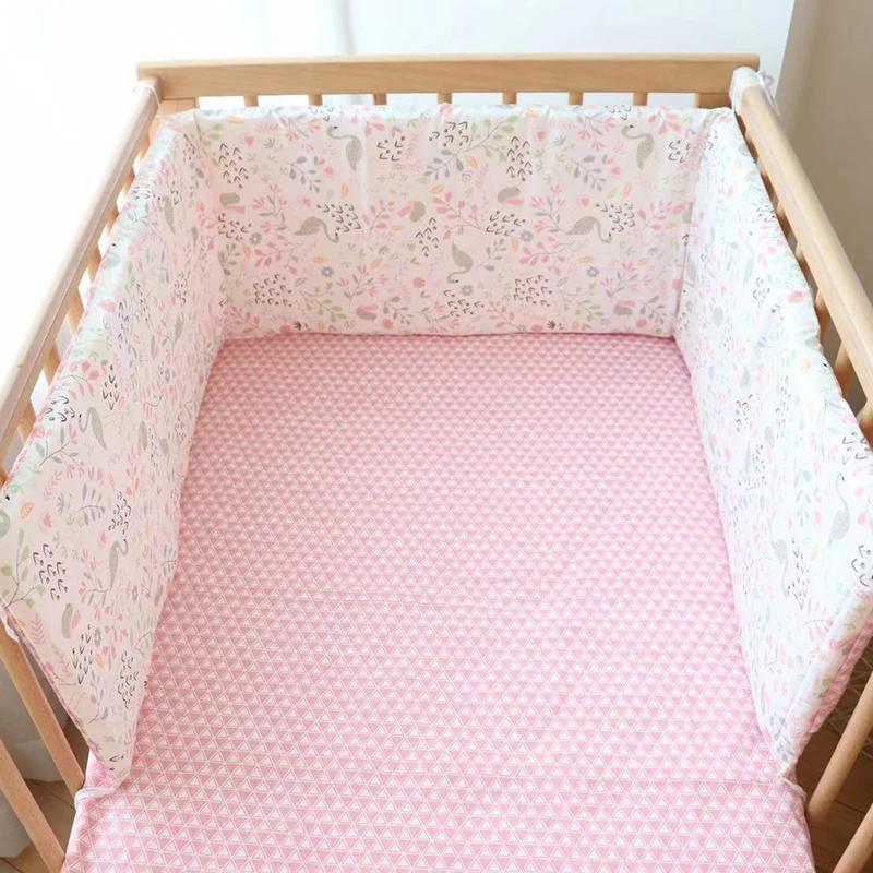 Pare-chocs de lit bébé épais et doux - Protection de berceau détachable et personnalisable pour chambre d'enfant