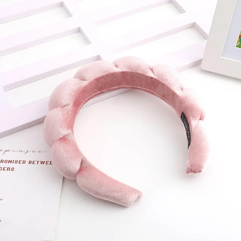 Bandeau de cheveux en velours, tête de mort haute, éponge supérieure, pâte frite, torsades, fouet ha