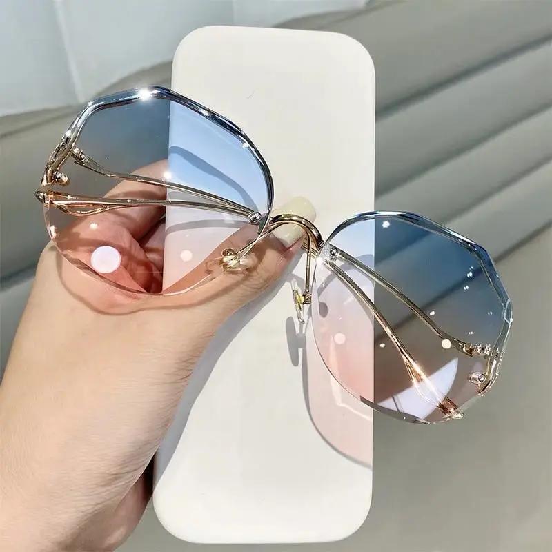 Lunettes de soleil sans bords pour femmes, en métal, Vintage, Design élégant, carrées surdimensionné