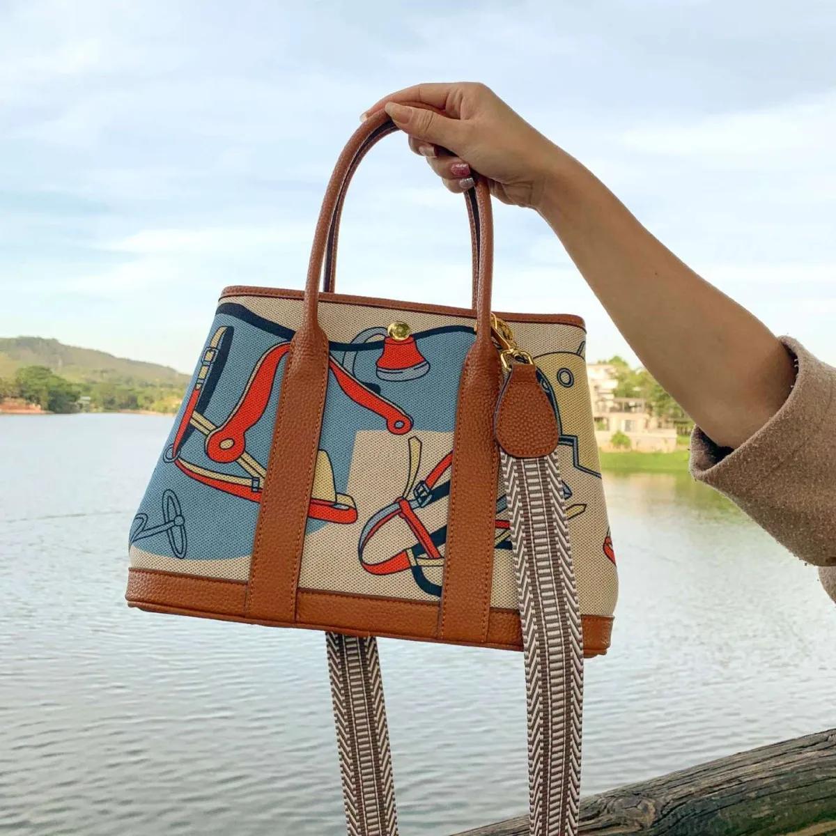Sac à langer de luxe classique pour femme, sac fourre-tout en cuir élégant et polyvalent, grande cap