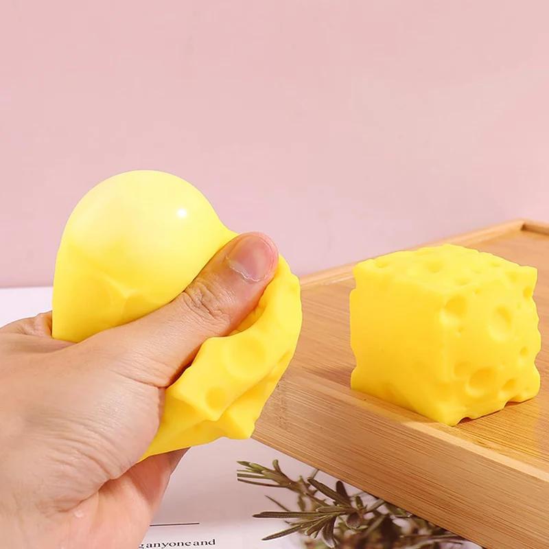 Jouet anti-stress en caoutchouc souple en forme de cube de fromage jaune, nouveauté, rebondissant, p