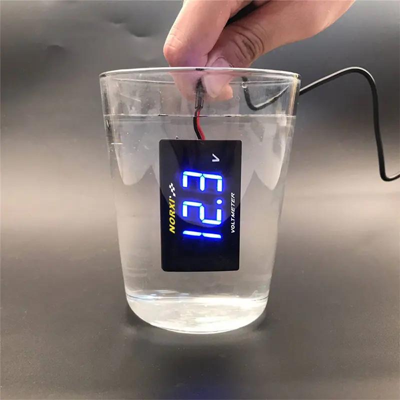 Voltmètre de compteur de moto, température de l'eau, mini Super blog numérique 6V 12V, thermomètre é