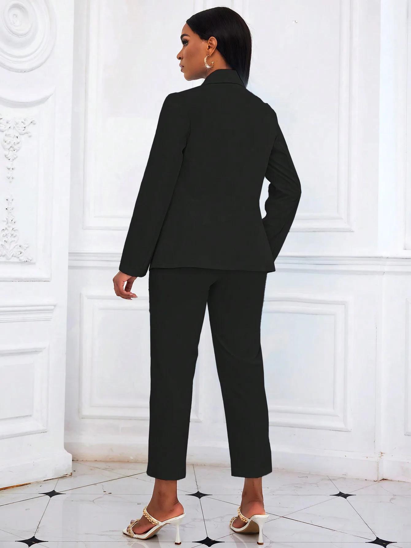 Ensemble tailleur noir uni deux pièces pour femme 2026 : Blazer à manches longues et pantalon court 